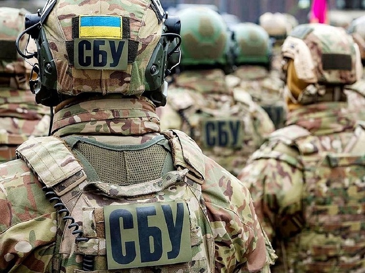 Украинских врачей уличили в получении взяток за «откос» от мобилизации