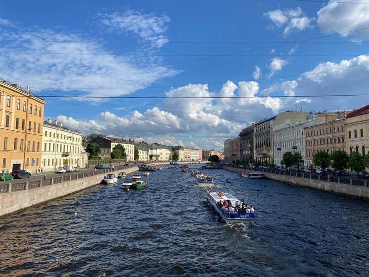 Петербург возглавил рейтинг популярных среди туристов городов на реках