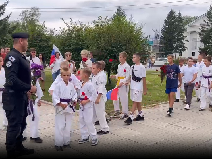 Воспитанники кавалеровской школы кудо в Приморье встретились со своим тренером, вернувшимся из СВО
