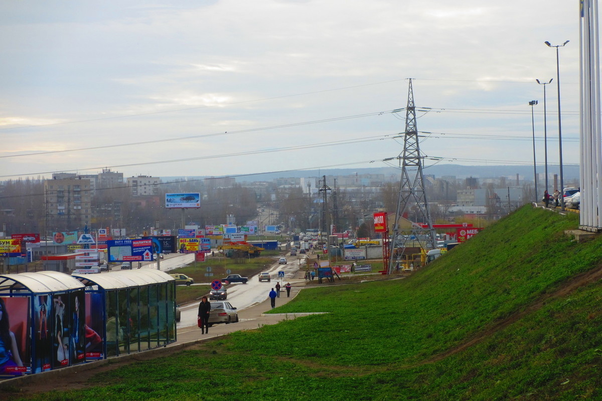 На выезде с 6 квартала на Вольский тракт запретят останавливаться машинам -  МК Саратов