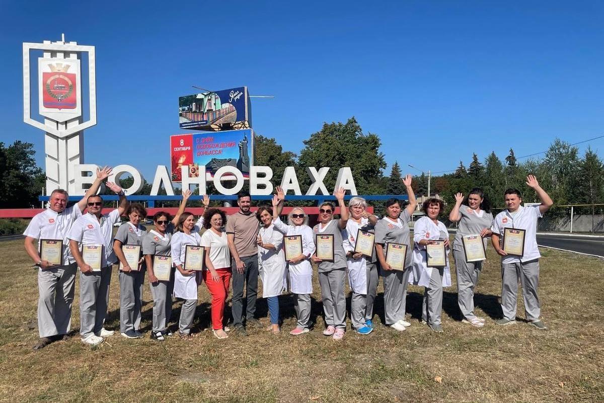 Врачи из Челябинска получили благодарности от Минздрава ДНР