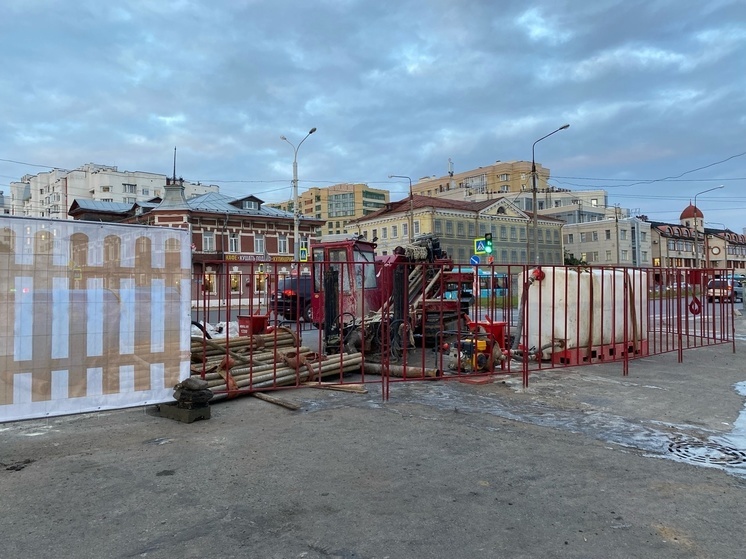 Смотрим, какие работы ведутся на площади Профсоюзов в Архангельске