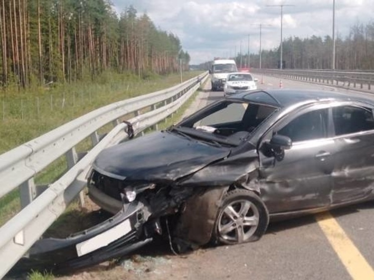 Три человека пострадали в ДТП на М-11 в Маловишерском районе