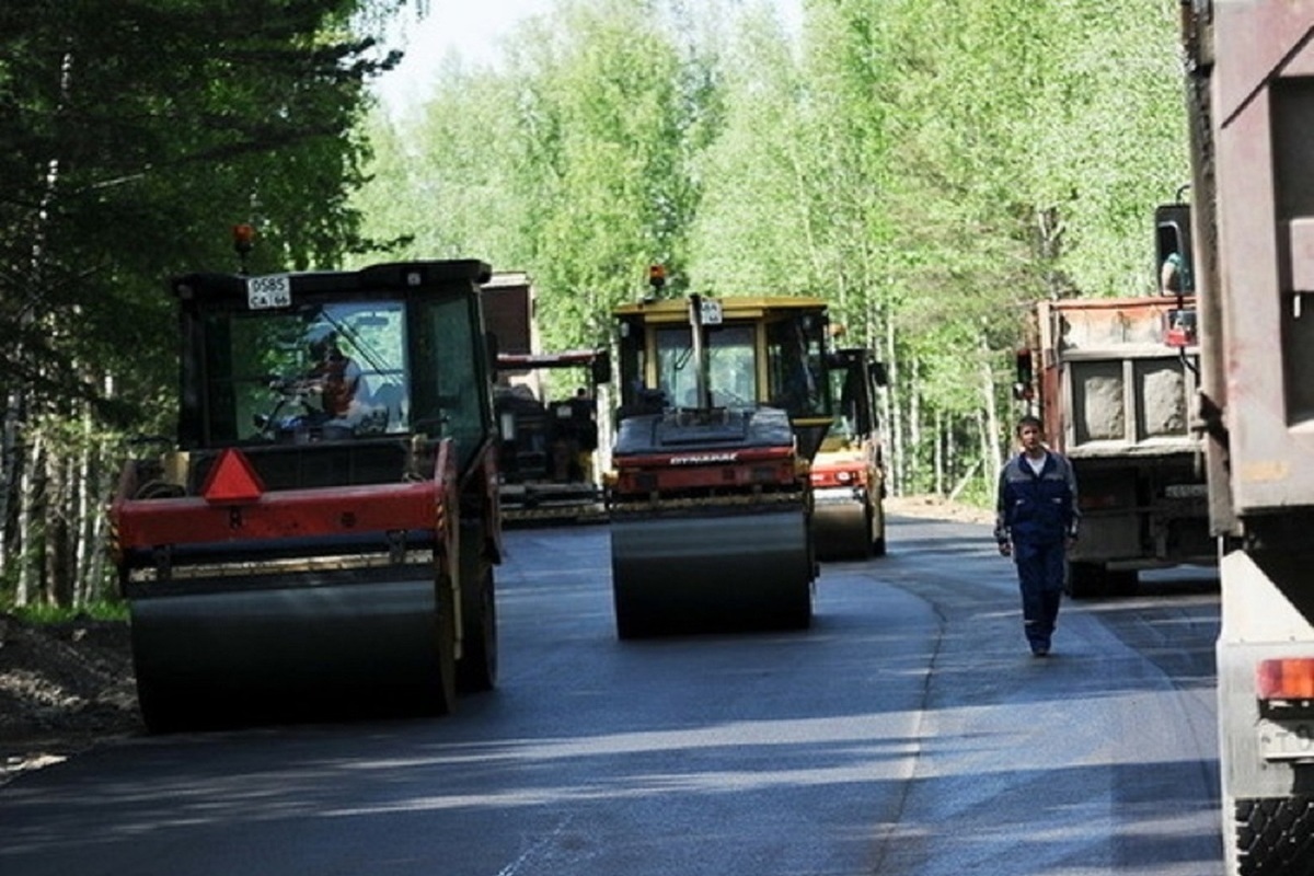 Уложены первые 12 километров на свердловской части трассы Москва –  Екатеринбург - МК Екатеринбург