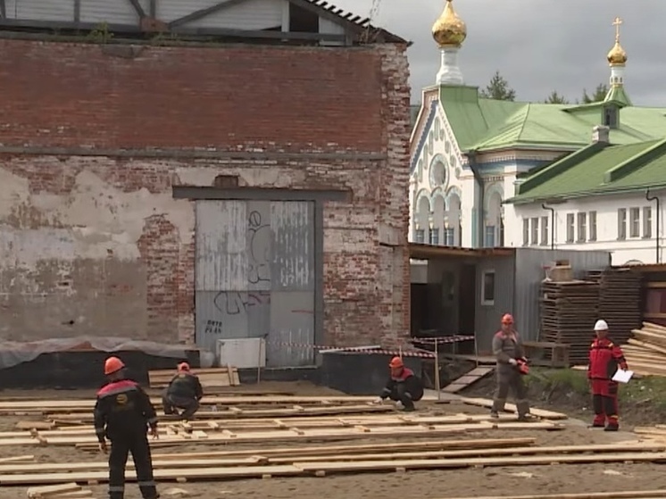 В Архангельске реставрируют легендарный кинотеатр «Север»