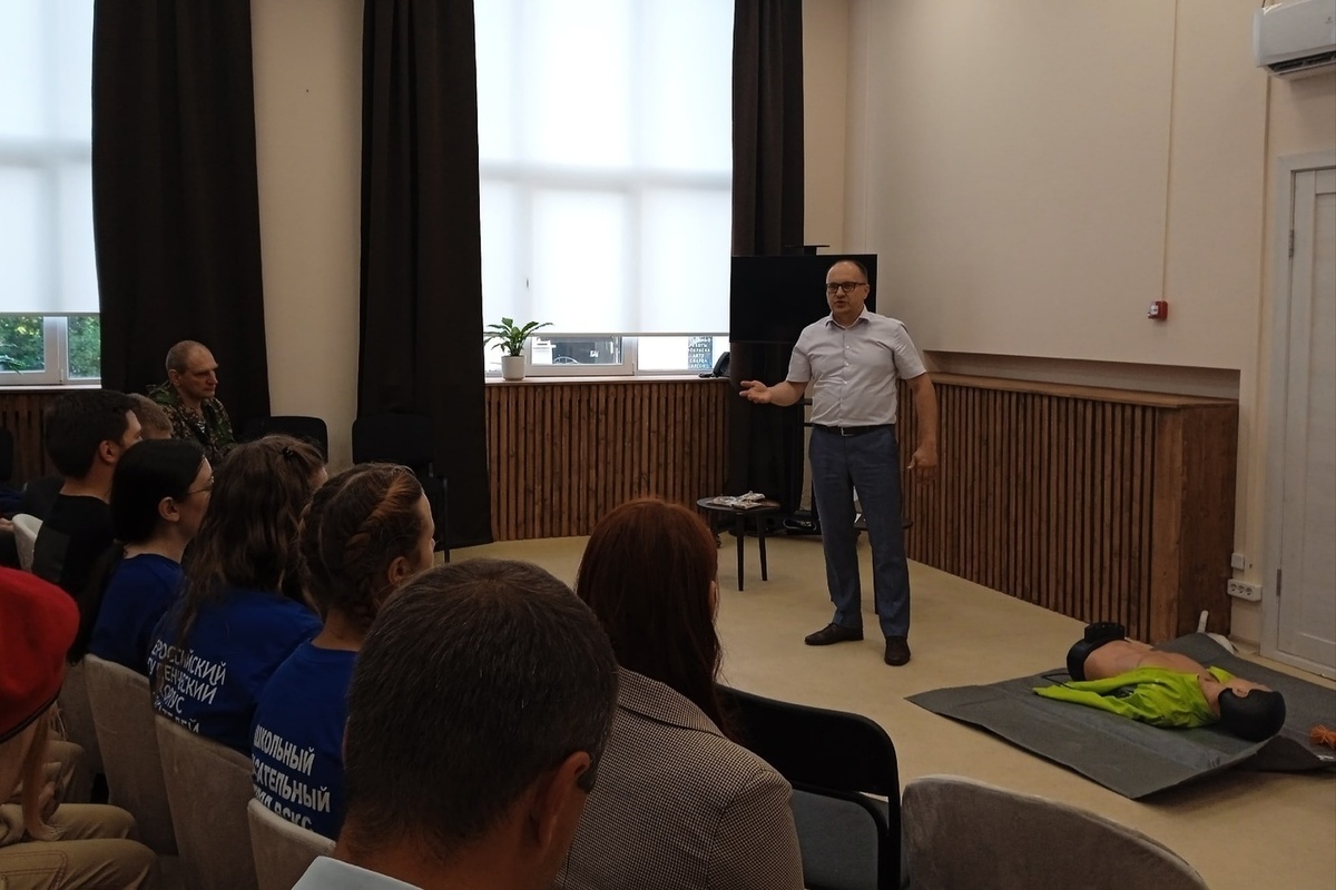 В Смоленском филиале фонда «Защитники отечества» прошел мастер-класс по тактической медицине