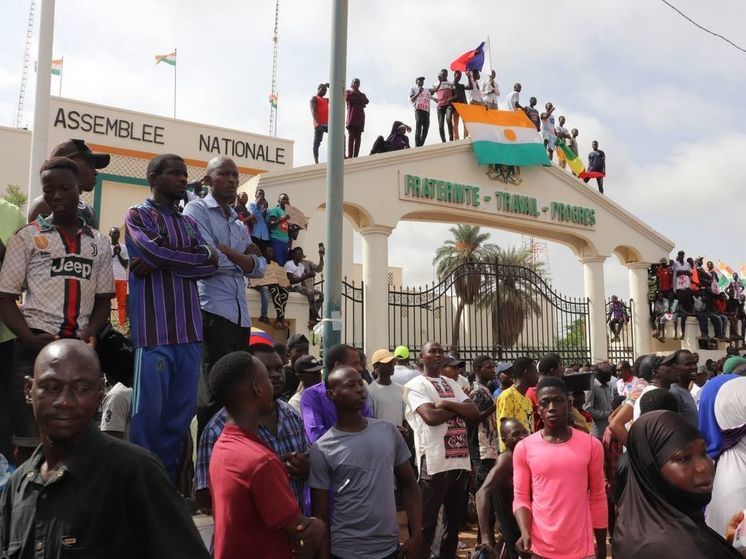 Мятежники в Нигере расторгли все соглашения о безопасности с Францией