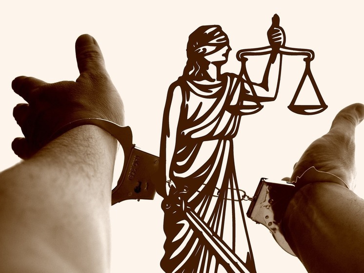 В Югре полицейские задержали машину с крупной партией наркотиков