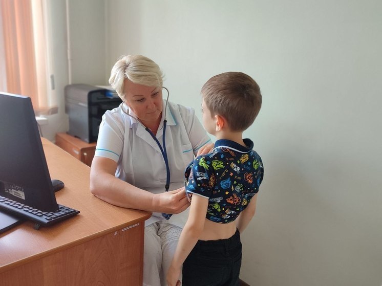 Пензенские врачи напомнили, что качество еды очень важно для молодого организма