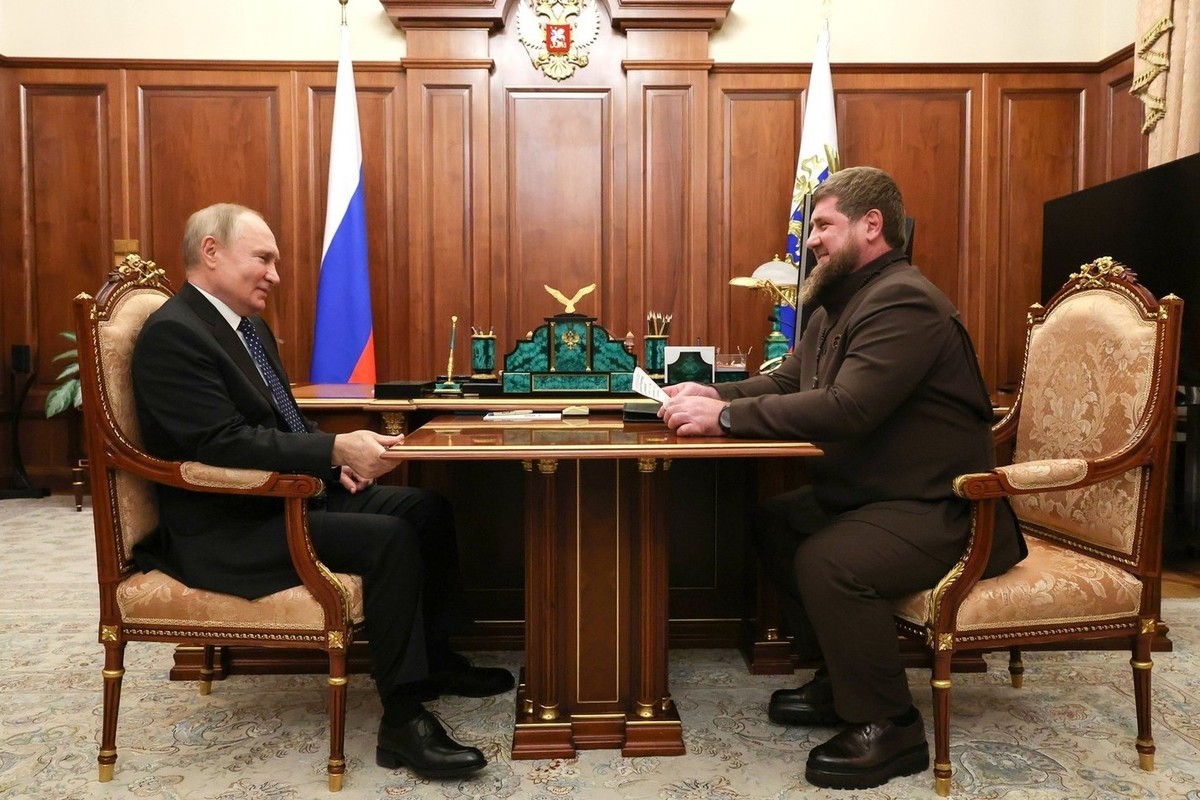 Кадыров заявил о готовности умереть за Путина, выполнив его любой приказ