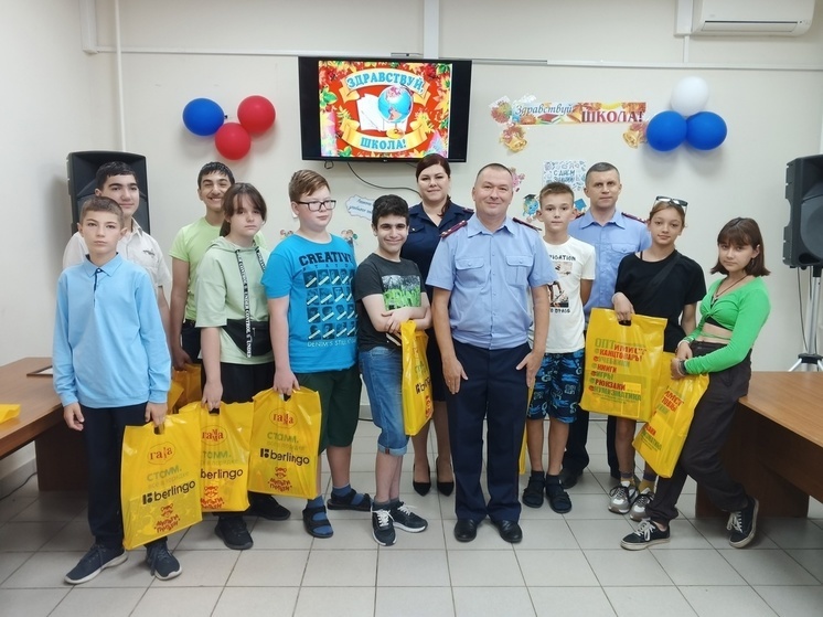 В Орловской области провели акцию «Дорога в школу» в поддержку детей из малоимущих семей