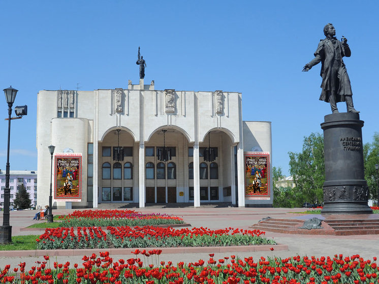 Драмтеатр объявил конкурс на лучшую пьесу о Курске
