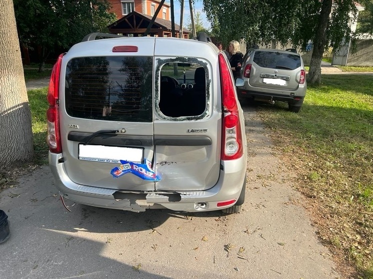Два человека пострадали при столкновении «Питбайка» и Lada в Захаровском районе