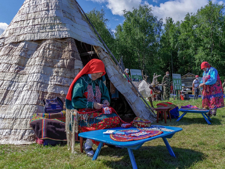 В ЯНАО на гранты Президентского фонда проведут международный съезд кочевников и откроют библиотеку со сказками КМНС