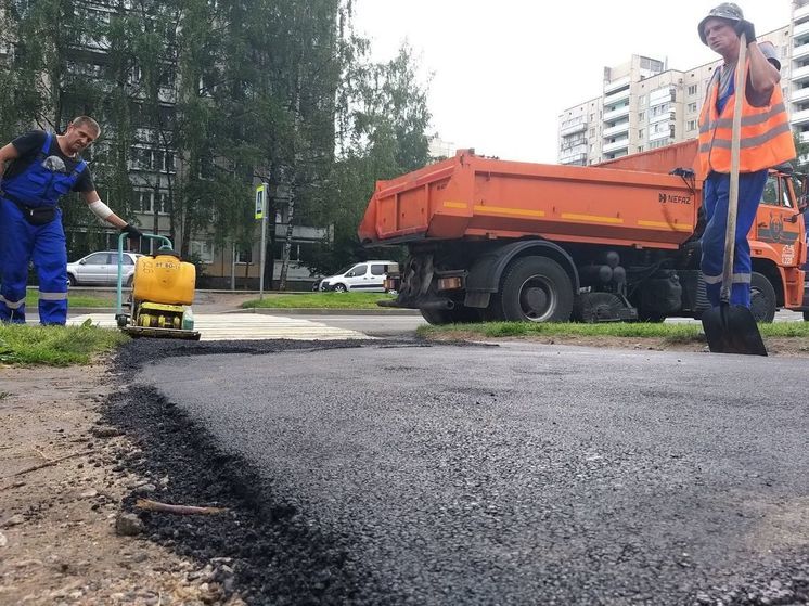 На участке 24-25-й линий Васильевского острова закроют движение с 13 сентября