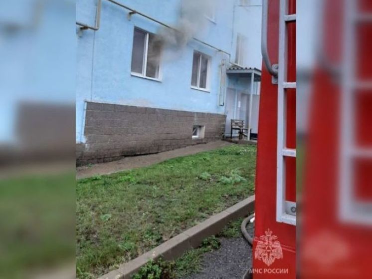 При пожаре в Башкирии из дома эвакуировались девять человек