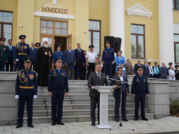 В Иркутске открылось Суворовское военное училище - МКИркутск