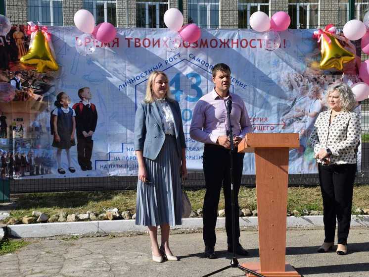 Руководители Рязанской НПК поздравили школьников и студентов с Днём знаний