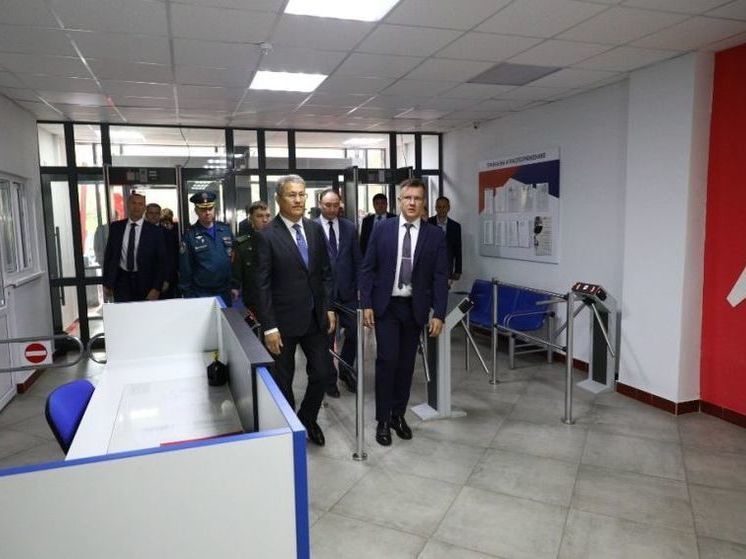 Радий Хабиров посетил обновленный корпус уфимского колледжа