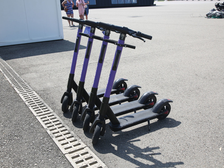 Депутат Якубовский предложил ввести налог для владельцев электросамокатов