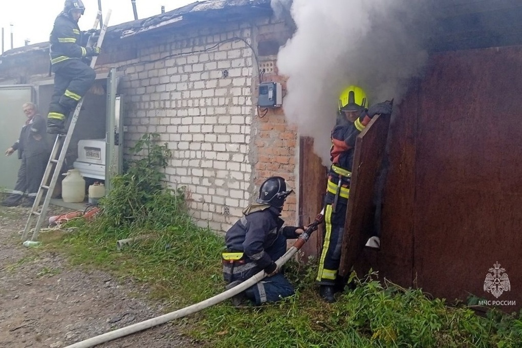 За сутки в Курской области произошло 5 пожаров