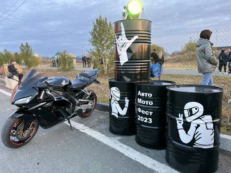 В Салехарде шумно с рок-концертом прошел «АвтоМотоФест»