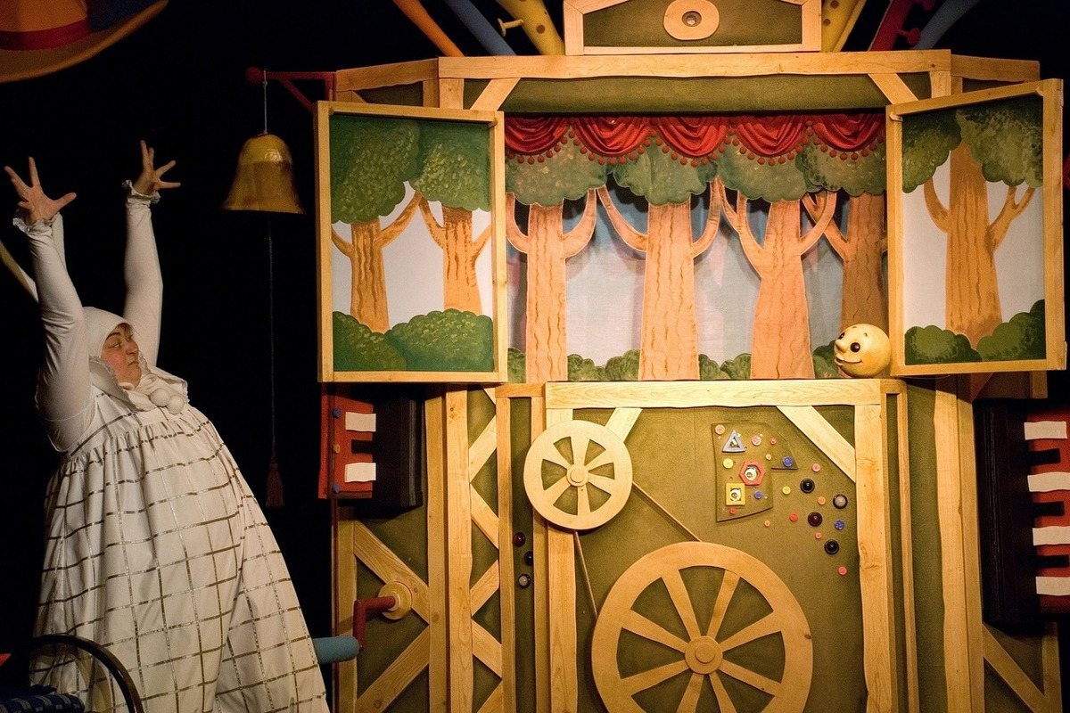 Мурманский областной театр кукол посетит Умбу со спектаклем «Колобок»