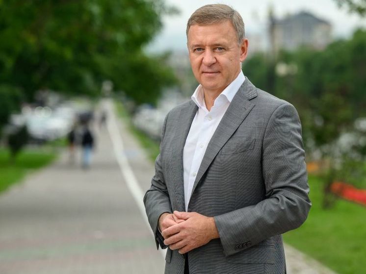Мэр поздравил жителей Южно-Сахалинска с Днем знаний