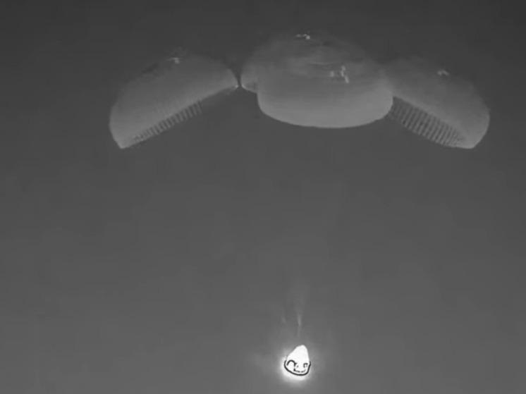 Корабль Crew Dragon с космонавтом Федяевым вернулся с МКС