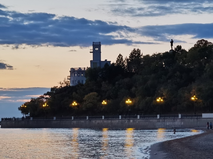 Хабаровский край - родина китов и самолетов