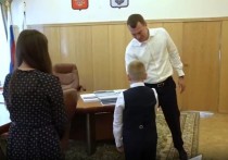 У Михаила Дегтярева, губернатора Хабаровского края, состоялась необычная встреча в его рабочем кабинете