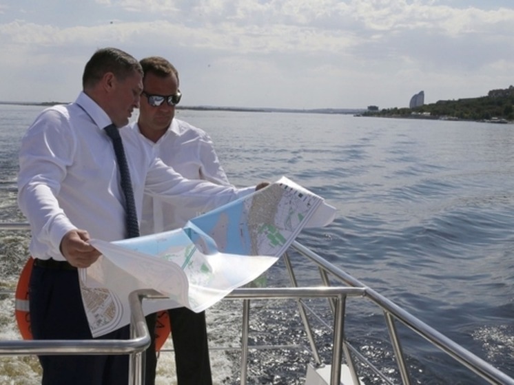 В Волгограде продадут за 250 млн рублей яхту, на которой плавал Медведев