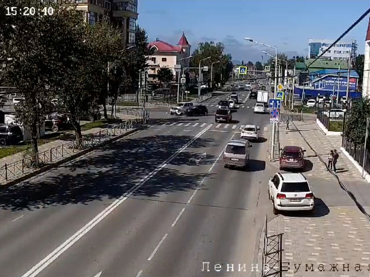 Жесткое ДТП произошло на оживленном перекрестке в Южно-Сахалинске