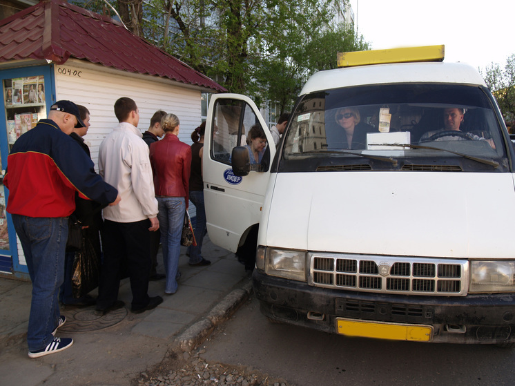 В саратовских маршрутках пытаются незаконно поднять стоимость проезда