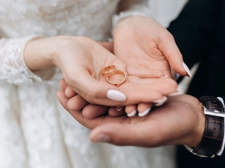 485 браков зарегистрировано в Марий Эл в августе