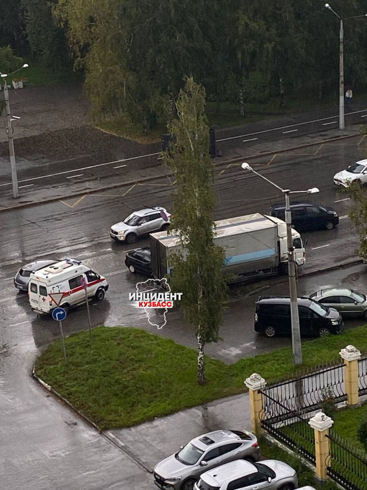 ДТП с участием грузовика произошло в Новокузнецке
