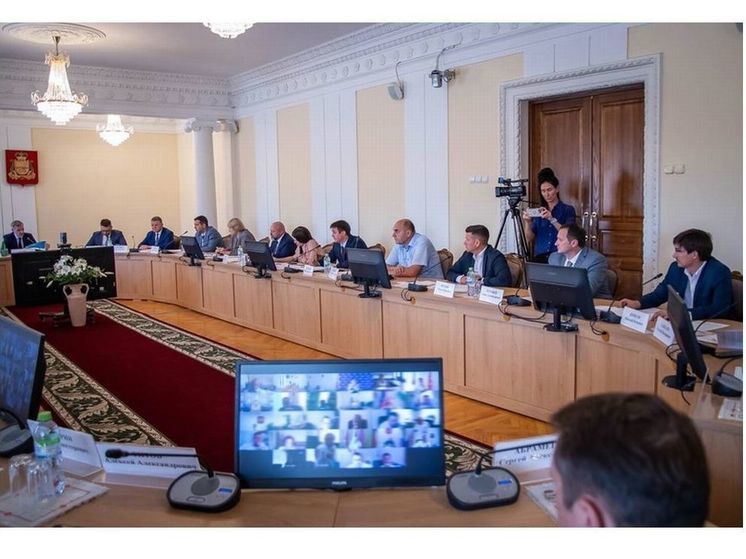 Глава региона проверил выполнение поручений по Смоленскому району