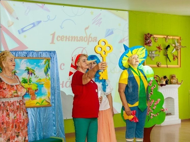 В Астрахани у активистов Школы третьего возраста «Содействия» начался новый творческий год