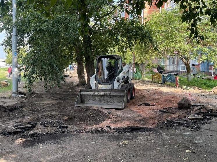 На правобережье Красноярска начали благоустраивать новый сквер «Тотем»