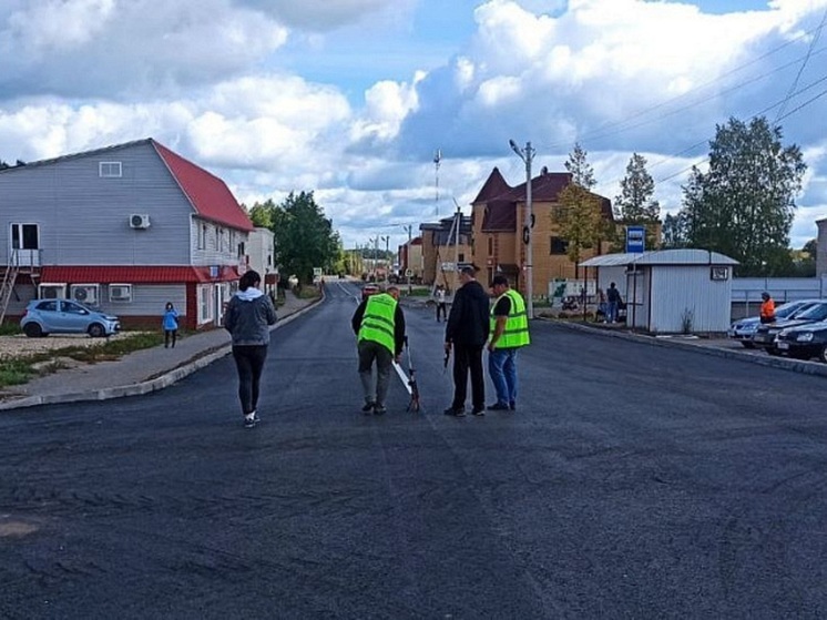 Жители Кировской области  получили новую дорогу благодаря "Дорожному миллиарду"