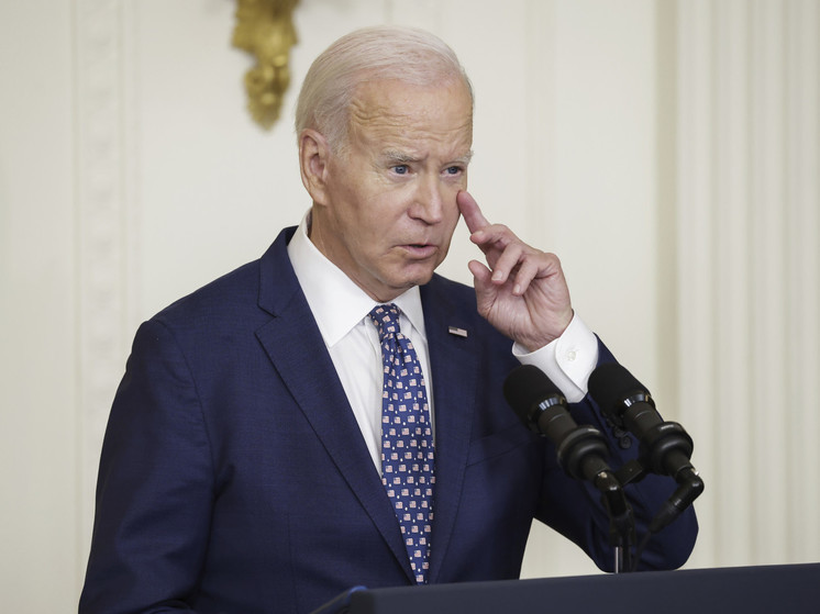 В Вашингтоне опровергли слухи о влиянии возраста Байдена на его работу