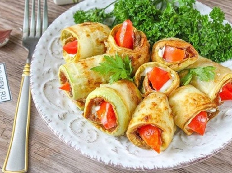 Как приготовить кабачковые рулеты