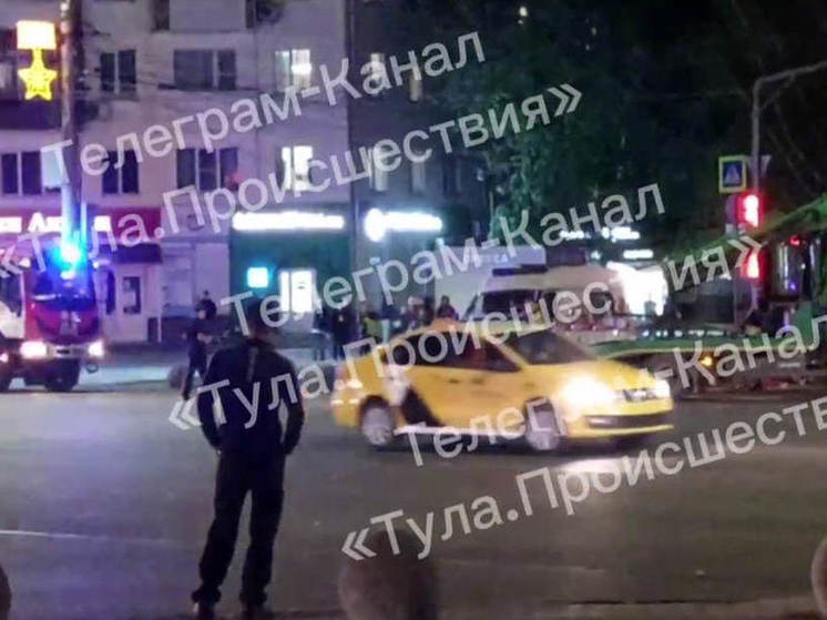 Скорая не была участником серьезного ДТП на Фрунзе в Туле - уточнили в минздраве
