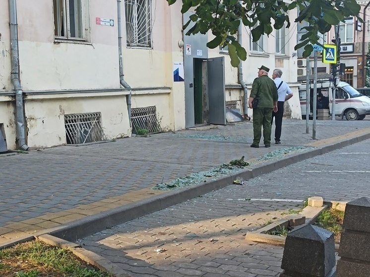 Беспилотник попал в нежилой дом в Батайске