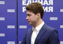 Сын замглавы Совбеза РФ Дмитрия Медведева Илья впервые после вступления в "Единую Россию" появился на публичном партийном мероприятии
