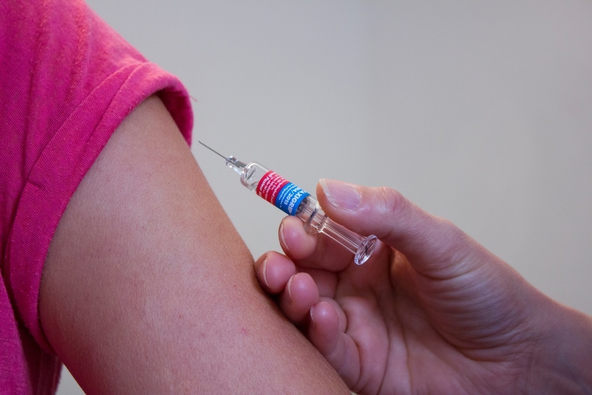 В Калининградской области начали работать мобильные пункты вакцинации от гриппа