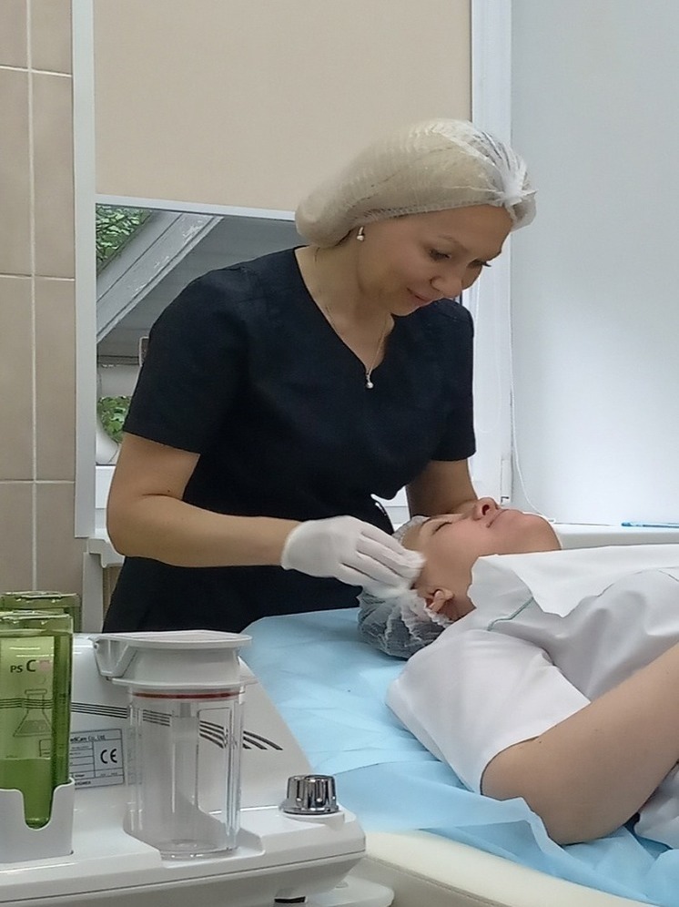 Минздрав Карелии рассказал, что делать с угрями на лице