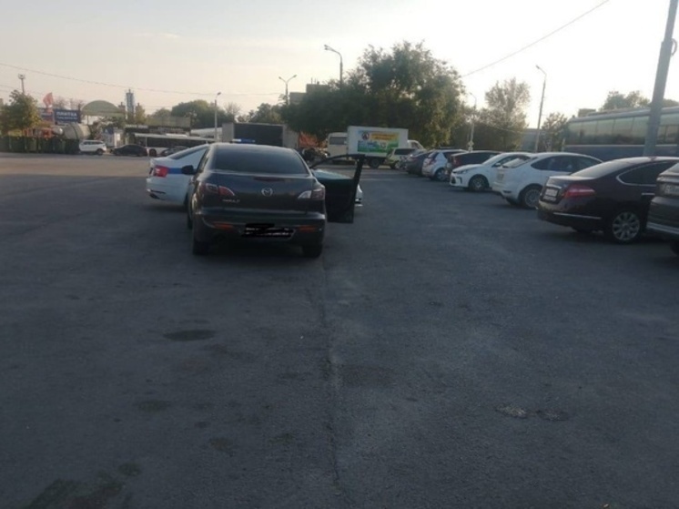 В Ростове пешеход пострадала под колесами Мазды