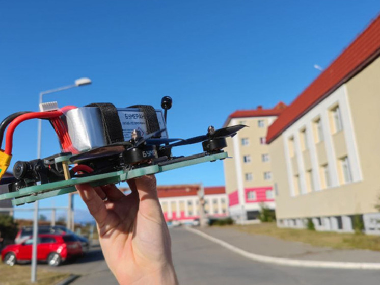 В Анадыре собрали дроны-камикадзе для СВО и протестировали в тундре