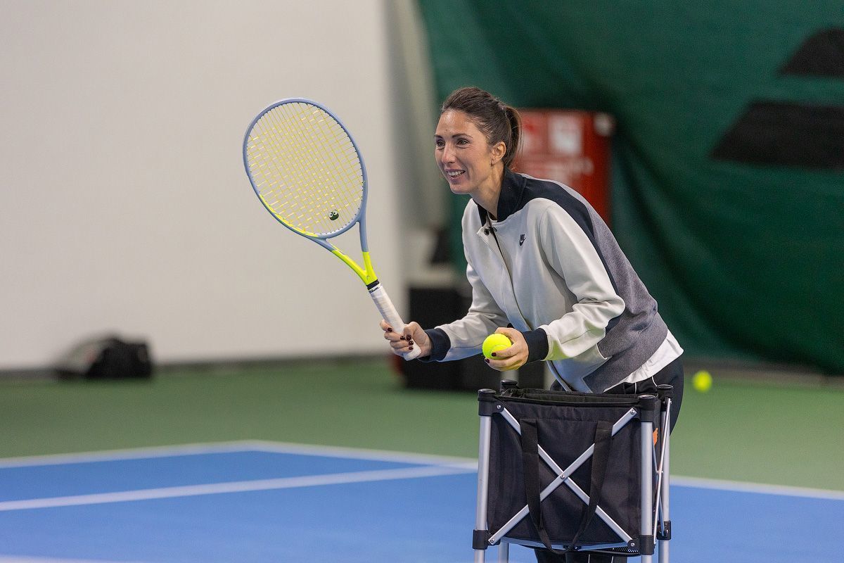 Теннисистка Анастасия Мыскина провела мастер-классы для спортсменов Южно-Сахалинска